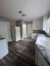 411 S 38th Ave in Omaha, NE - Building Photo - Building Photo