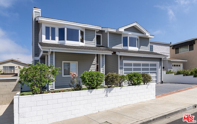 1111 14th St in Hermosa Beach, CA - Building Photo - Building Photo
