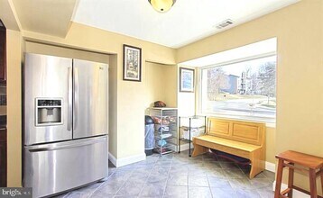 12728 Rolling Brook Dr in Woodbridge, VA - Building Photo - Building Photo