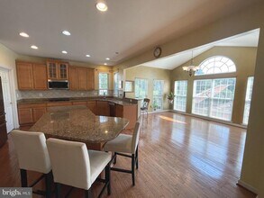 513 Glenbrook Dr in Middletown, MD - Building Photo - Building Photo
