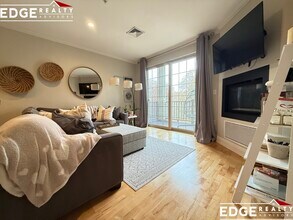 59 Walpole St, Unit 215 in Canton, MA - Building Photo - Building Photo