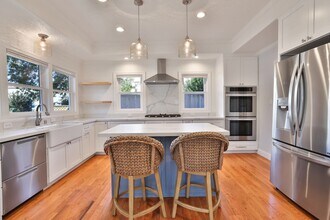 520 Camino Dr in Santa Clara, CA - Building Photo - Building Photo