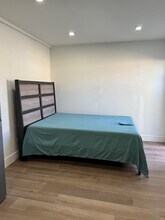 6842 NW 14th Ct in Plantation, FL - Foto de edificio - Building Photo