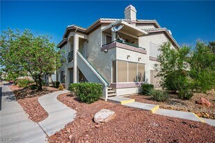 5710 E Tropicana Ave in Las Vegas, NV - Building Photo