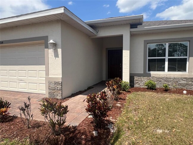 354 Albatross Rd in Rotonda West, FL - Foto de edificio - Building Photo