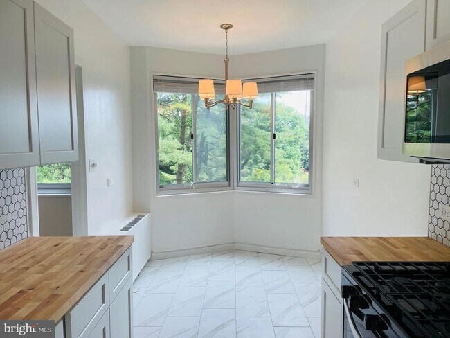 property at 2801 New Mexico Ave NW