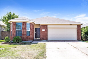 13332 Dove Ranch Rd in Roanoke, TX - Building Photo