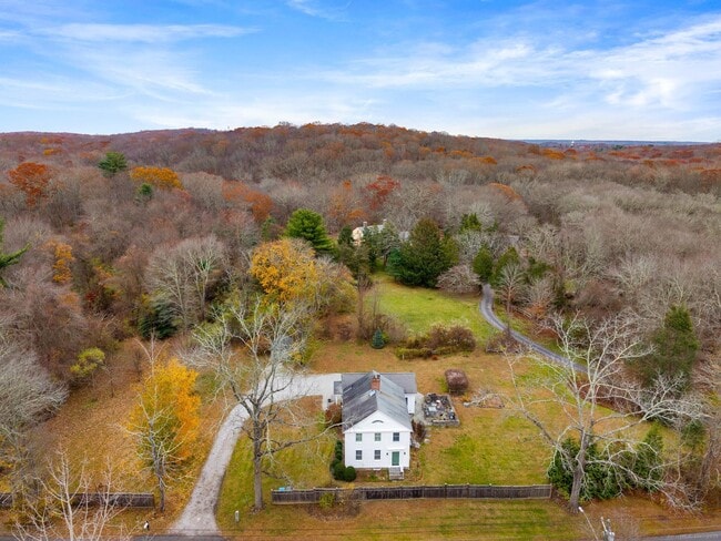 138 School House Rd in Old Saybrook, CT - Building Photo - Building Photo
