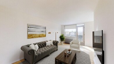 1700 Victoria Park Avenue in Toronto, ON - Building Photo - Building Photo