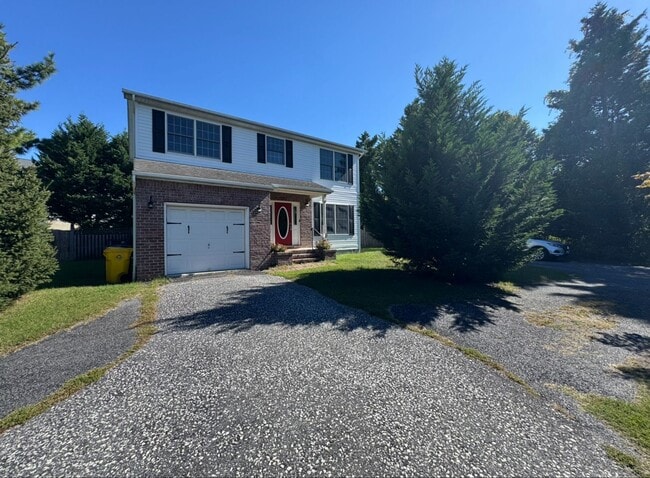 property at 7917 Quarterfield Rd