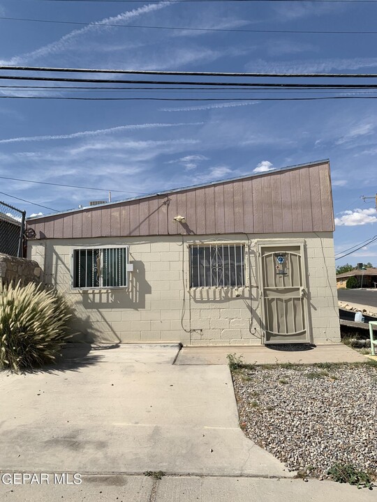 3734 Savannah Ave in El Paso, TX - Building Photo