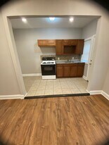 5917 Irving St in Philadelphia, PA - Building Photo