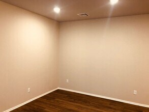 344 Chalk Hill Ct in Edmond, OK - Building Photo - Building Photo