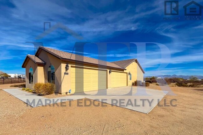 14238 E Morning Vista Ln in Scottsdale, AZ - Foto de edificio - Building Photo