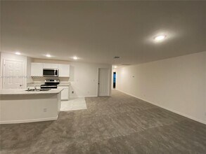 328 NE 21st St in Cape Coral, FL - Building Photo - Building Photo