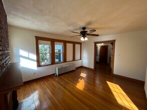 49 Greaton Rd, Unit 2 in Boston, MA - Building Photo - Building Photo