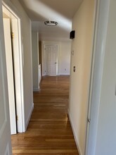 10 Pine St, Unit 2 in Arlington, MA - Building Photo - Building Photo