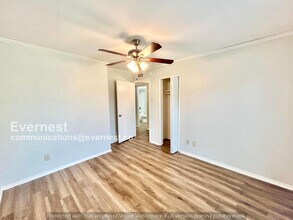 6421 Wakefield Rd in North Richland Hills, TX - Building Photo - Building Photo