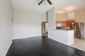 936 Manor Dr in Desoto, TX - Building Photo - Building Photo