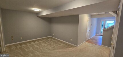 47577 Sharpskin Island Square in Sterling, VA - Building Photo - Building Photo