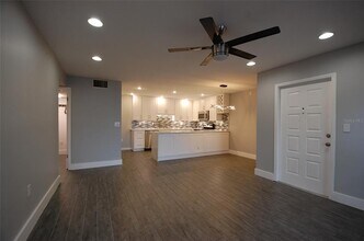 1258 Pine Ridge Cir W in Tarpon Springs, FL - Building Photo - Building Photo