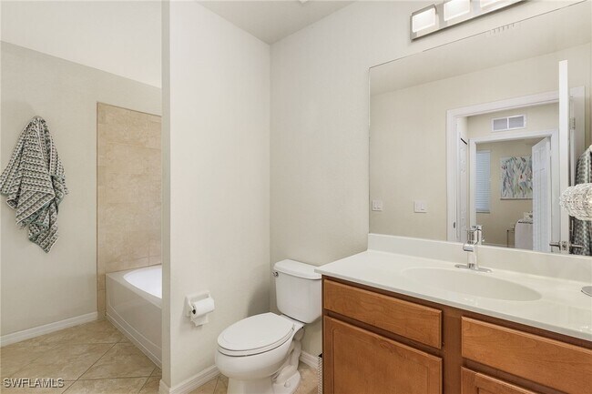 property at 10333 Heritage Bay Blvd