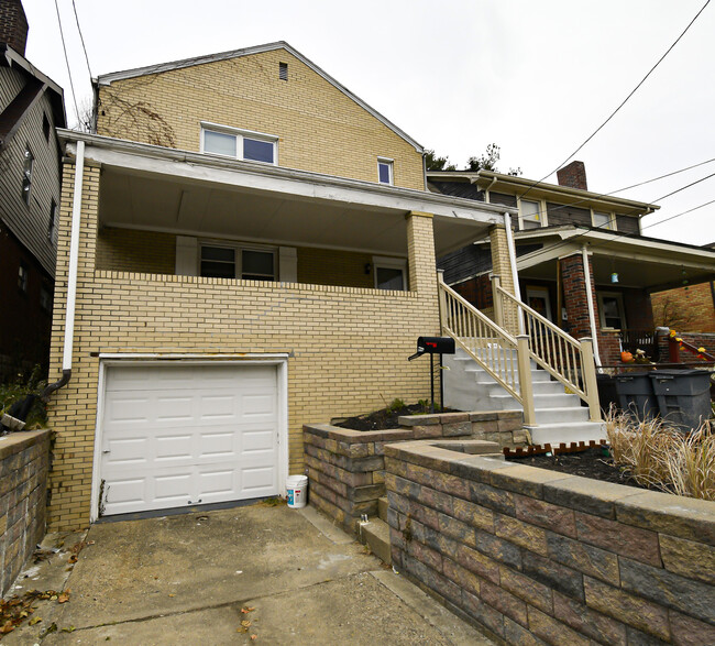 1241 Brookline Blvd in Pittsburgh, PA - Building Photo - Building Photo