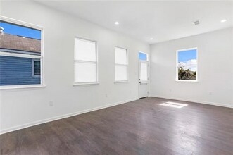 8733 Olive St in New Orleans, LA - Building Photo - Building Photo
