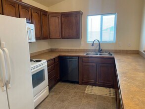 1209 W Franklin St in Moses Lake, WA - Building Photo - Building Photo