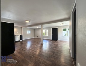 19651 SW Alexander St in Beaverton, OR - Building Photo - Building Photo