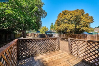 2647 Garden Ave in Concord, CA - Building Photo - Building Photo