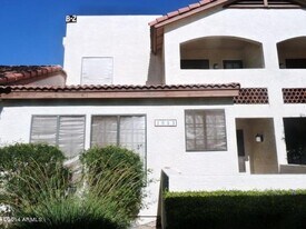 8625 E Belleview Pl in Scottsdale, AZ - Building Photo