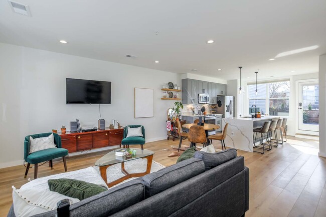 property at 1948 3rd St NE