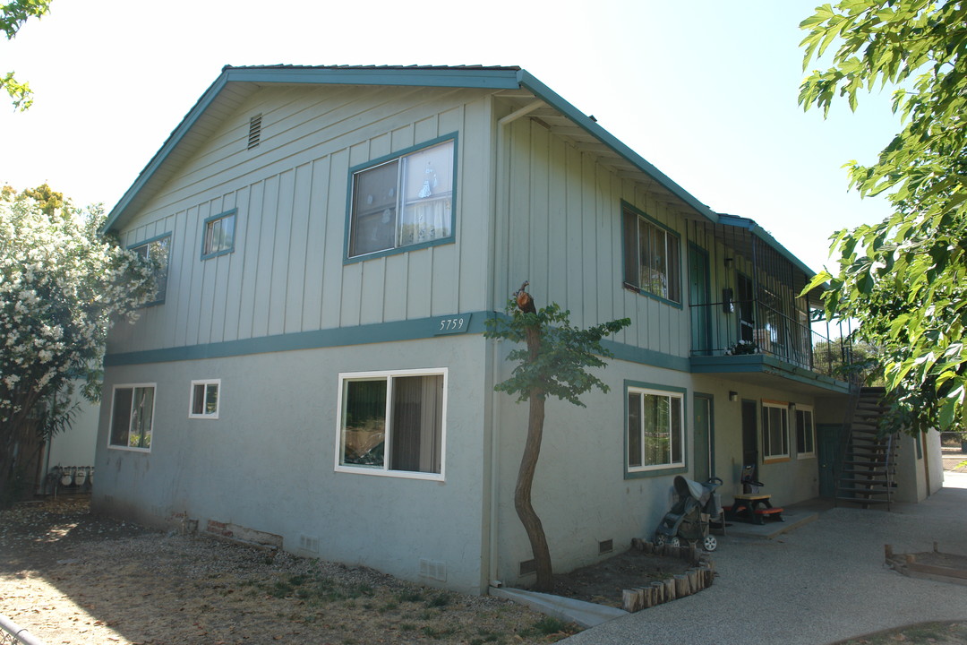 5759 Via Monte Dr in San Jose, CA - Building Photo