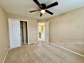 2512 Sierra Springs Dr in Colorado Springs, CO - Building Photo - Building Photo