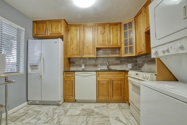 4489 Luxemburg Ct in Greenacres, FL - Building Photo - Building Photo