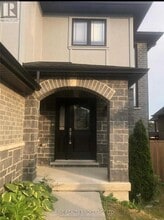 1995 Purcell Dr in London, ON - Building Photo - Building Photo