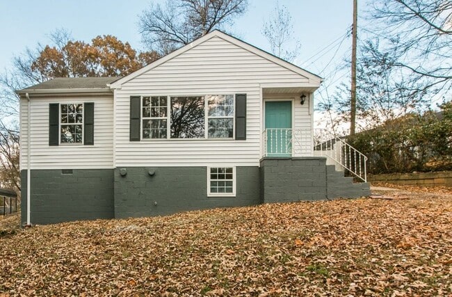 property at 713 Ridgecrest Dr