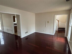 875 Eagle Creek Dr NW in Lawrenceville, GA - Building Photo - Building Photo