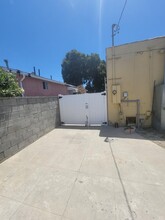 1509 W 65th Pl, Unit 1509 in Los Angeles, CA - Building Photo - Building Photo