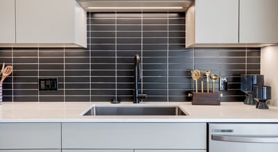 327 N Aberdeen St in Chicago, IL - Building Photo - Building Photo