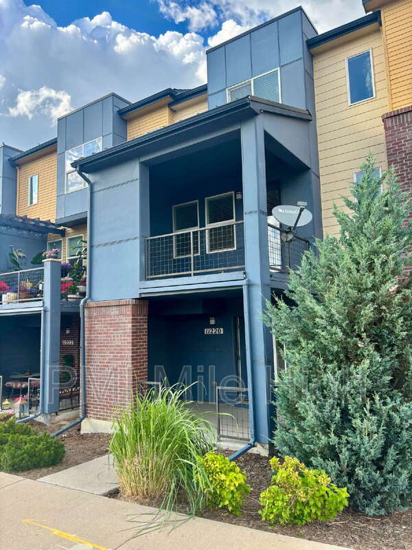 11220 Uptown Ave in Broomfield, CO - Building Photo - Building Photo