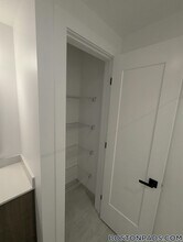 199 Gardner St in Boston, MA - Foto de edificio - Building Photo