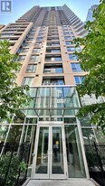 40 Nepean St in Ottawa, ON - Building Photo