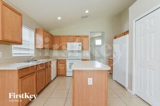 5216 Sunset Canyon Dr in Kissimmee, FL - Foto de edificio - Building Photo