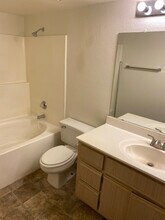 8455 W Sahara Ave, Unit 187 in Las Vegas, NV - Building Photo - Building Photo