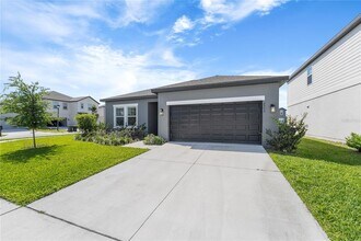 2375 Lancashire St in Davenport, FL - Building Photo - Building Photo