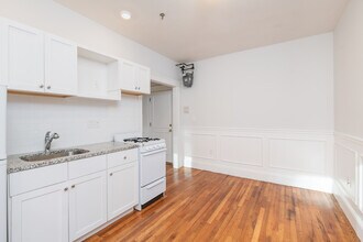 9 Worthington St, Unit 1 in Boston, MA - Building Photo - Building Photo
