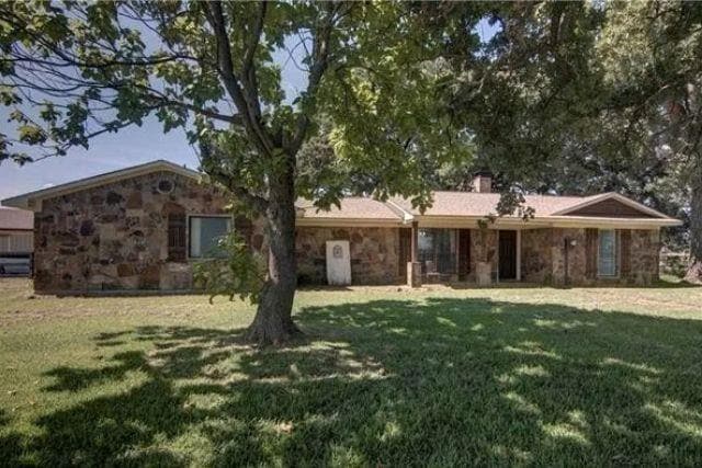 property at 11616 FM428