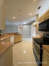 611 Americana Blvd NE in Palm Bay, FL - Building Photo - Building Photo